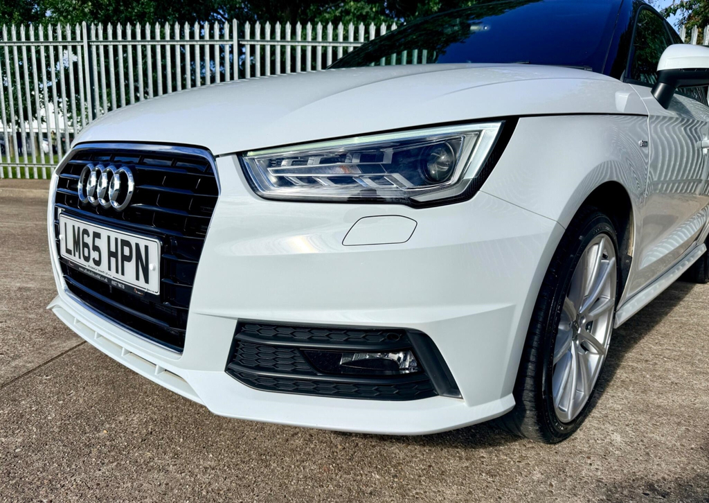 Audi A1 1.6 Tdi S Line Sportback Euro 6 Ss White #6