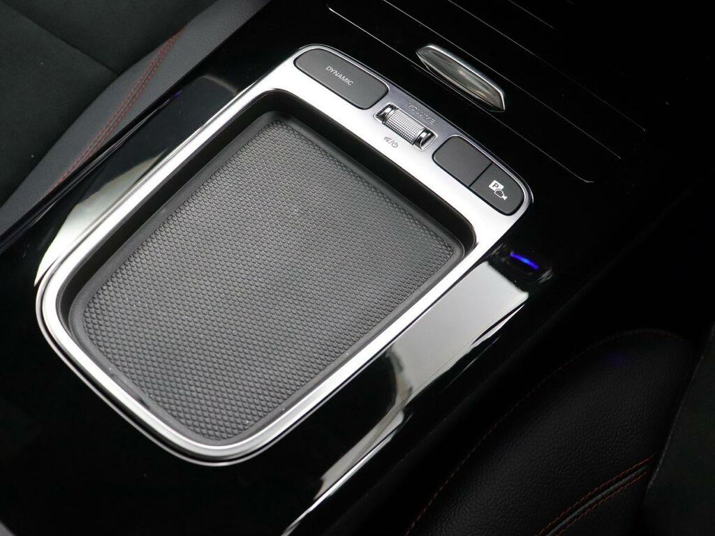 Mercedes-Benz CLA Class Cla 220 4Matic Amg Line Premium Plus Green #43