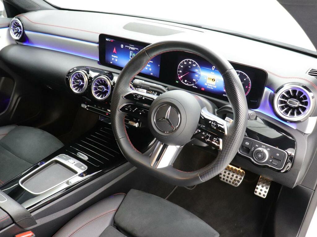 Mercedes-Benz CLA Class Cla 220 4Matic Amg Line Premium Plus Green #61