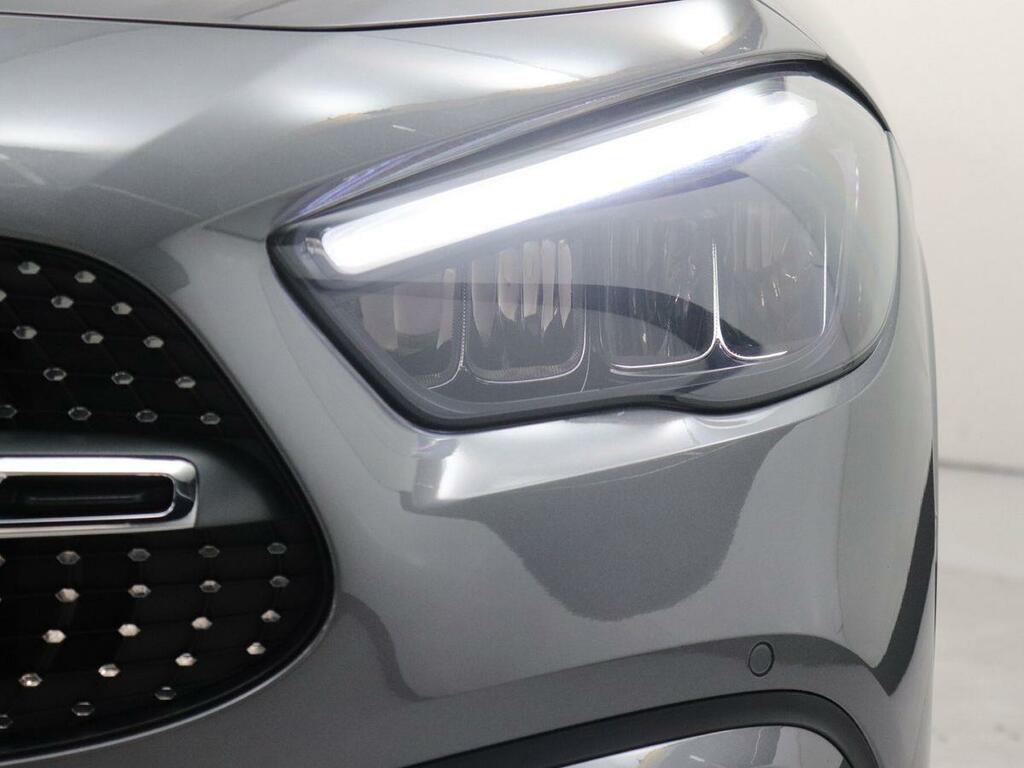 Mercedes-Benz GLA Class Gla 220D 4Matic Amg Line Premium Plus Black #5
