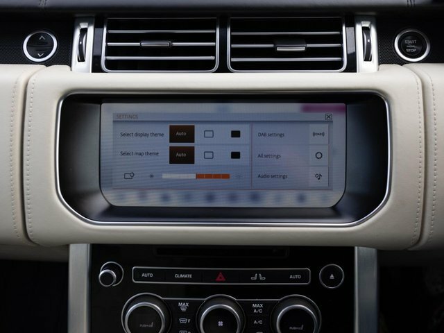 Land Rover Range Rover Sdv8 Vogue Se 16My Silver #62
