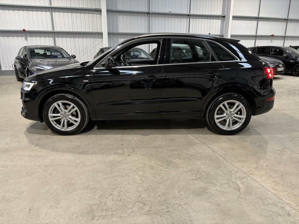 Audi Q3 S Line Edition Black #6
