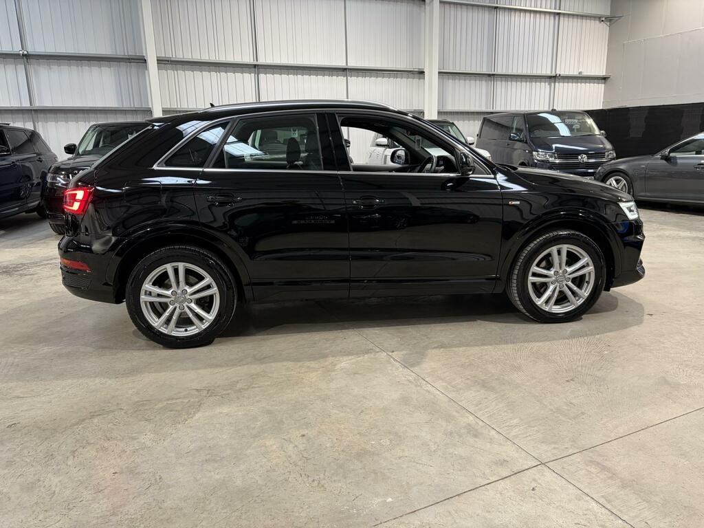 Audi Q3 S Line Edition Black #2