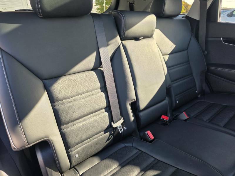 Kia Sorento 2.2 Crdi Kx-3 Isg 198 Bhp White #17