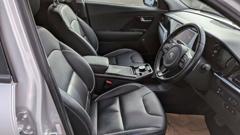 Kia e-Niro 150Kw 4 64Kwh Silver #2