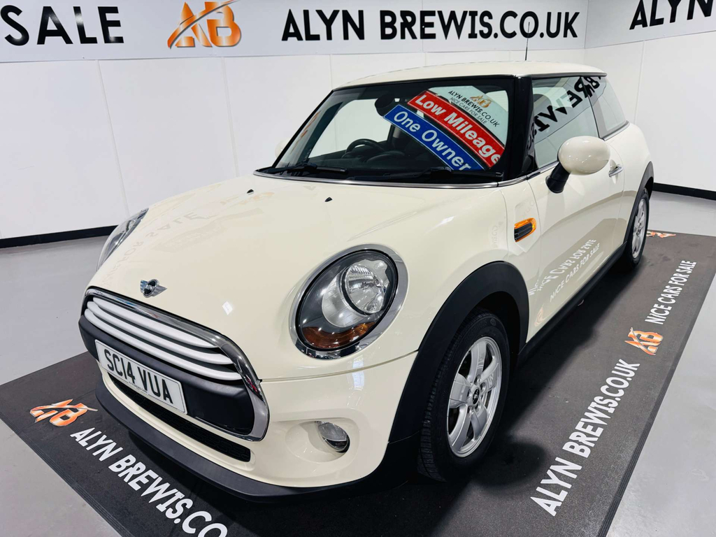 Mini Hatch Cooper Brown