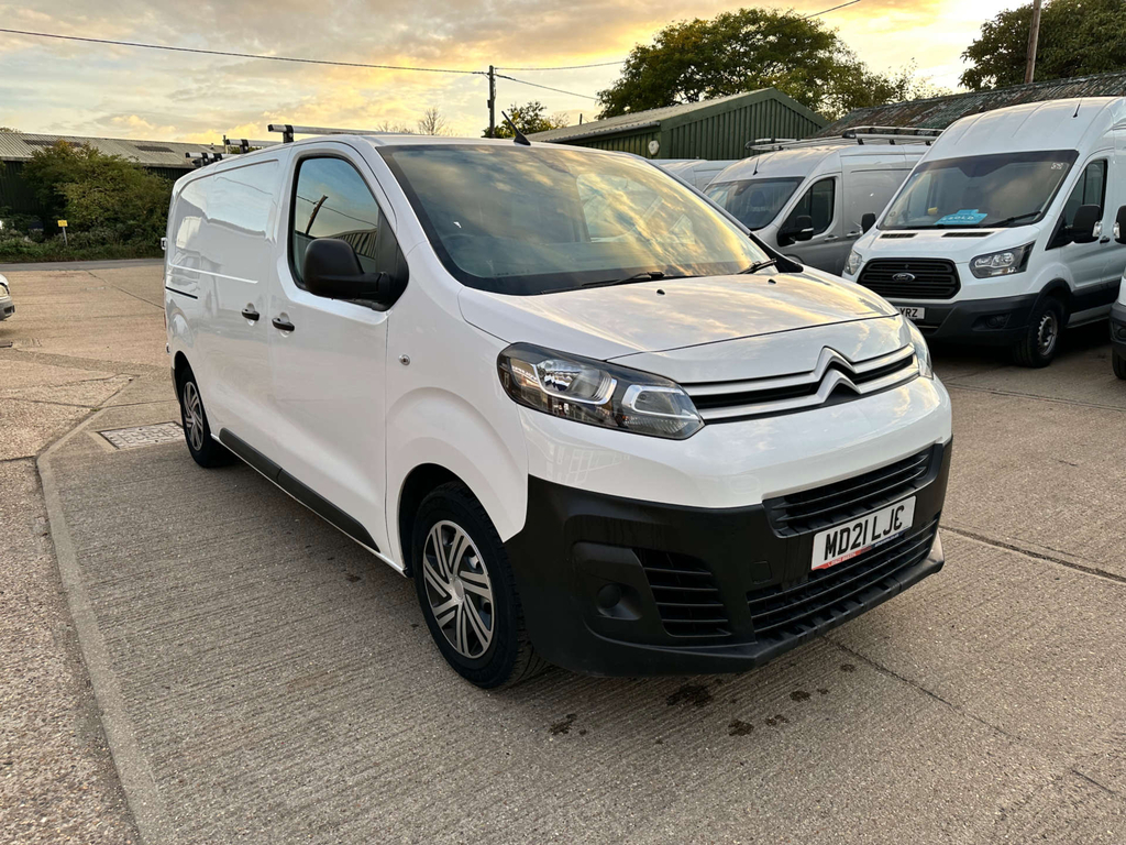 Citroen Dispatch Mpv White #2