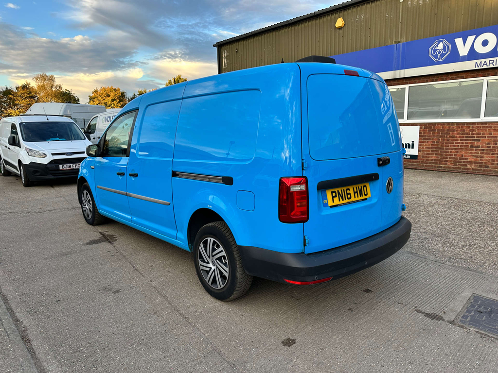 Volkswagen Caddy Maxi C20 Bluemotion Tech Startline Panel Van Man Blue #6