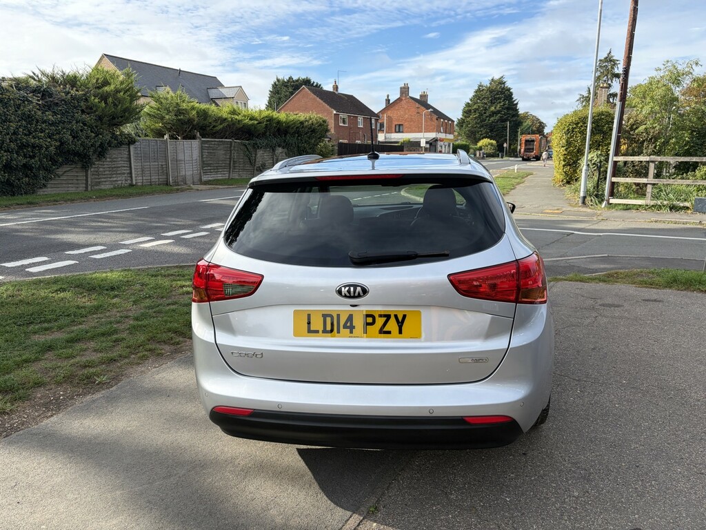 Kia Ceed Estate 1.6 Crdi Ecodynamics 4 Tech 2014 Silver #4