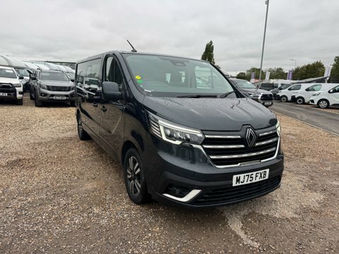 Renault Trafic Crew Cab Lwb MJ75FXB Grey #4