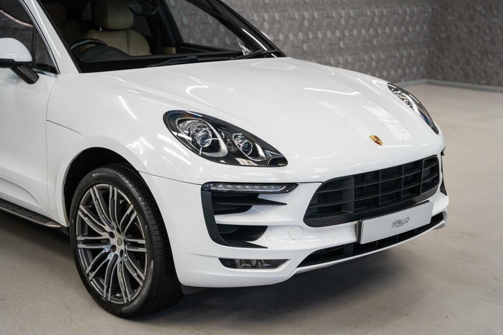 Porsche Macan S Pdk White #8
