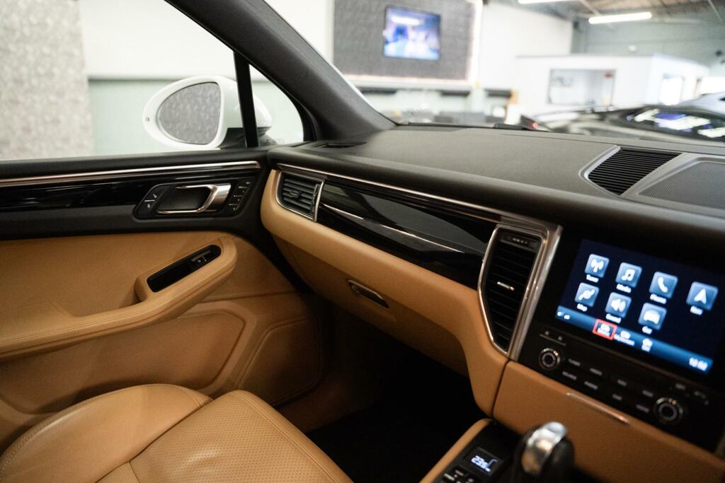 Porsche Macan S Pdk White #39