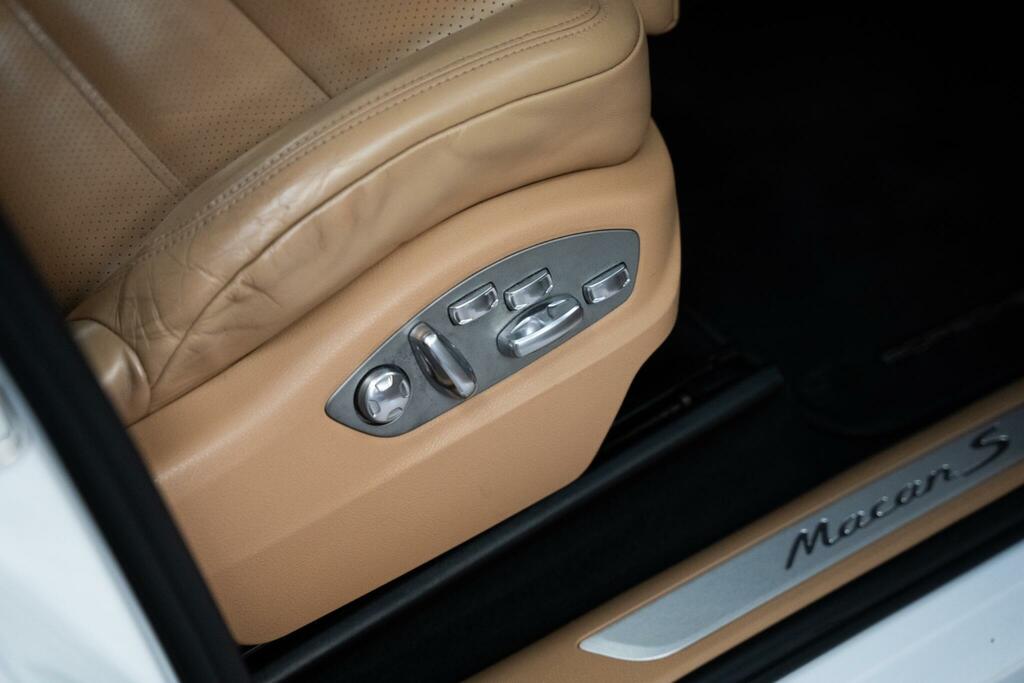 Porsche Macan S Pdk White #28