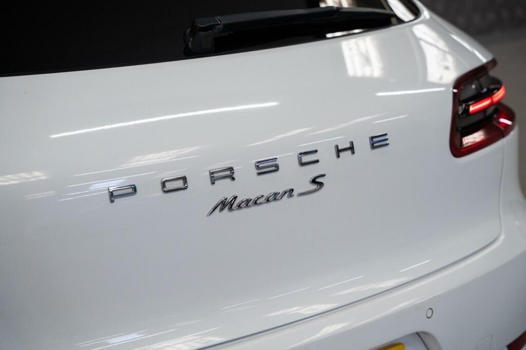 Porsche Macan S Pdk White #51