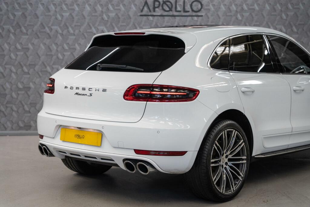 Porsche Macan S Pdk White #42