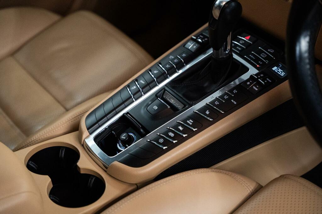 Porsche Macan S Pdk White #23