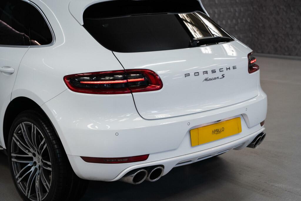 Porsche Macan S Pdk White #46