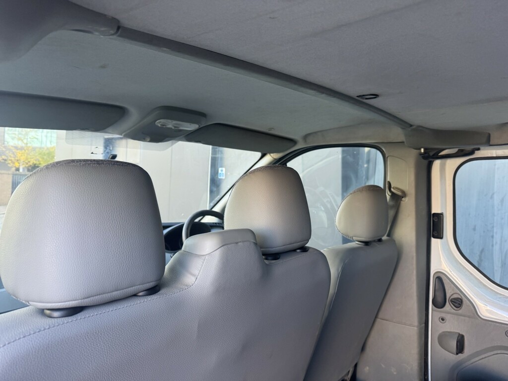 Renault Trafic 2.0 Dci Sl27 White #5