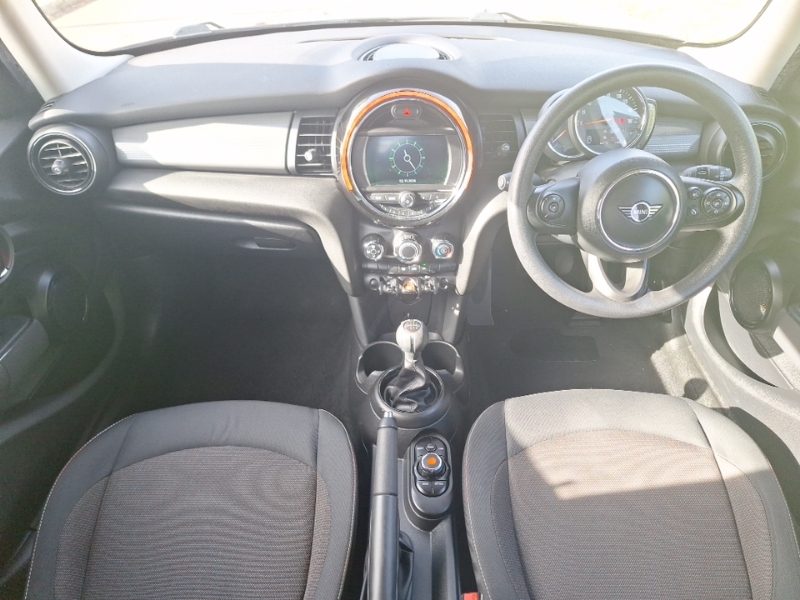 Mini Hatch 1.5 Cooper Classic II SP20LGZ White #3