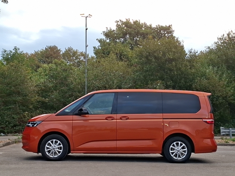 Volkswagen Multivan 2.0 Tdi Life Lwb Dsg GJ74MKP Orange #4