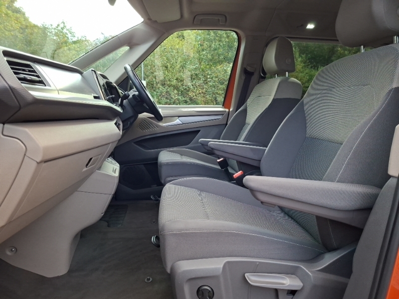 Volkswagen Multivan 2.0 Tdi Life Lwb Dsg GJ74MKP Orange #5