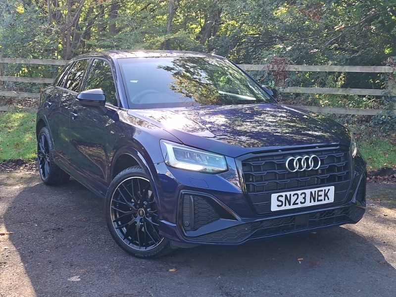Audi Q2 30 Tfsi Black Edition Blue
