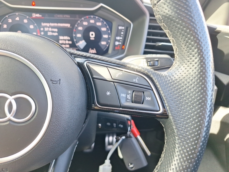 Audi A1 35 Tfsi Vorsprung S Tronic White #12