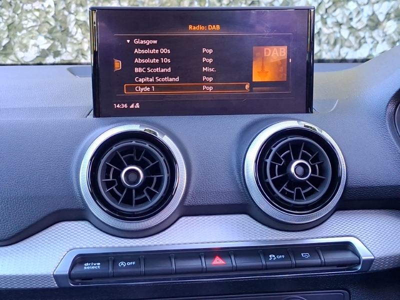 Audi Q2 35 Tfsi S Line S Tronic Grey #11