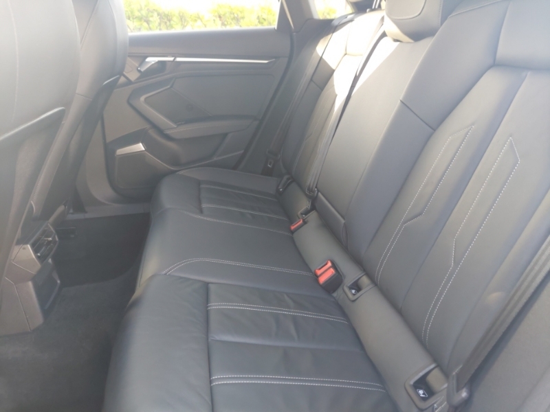 Audi A3 30 Tfsi S Line Comfortsound White #5