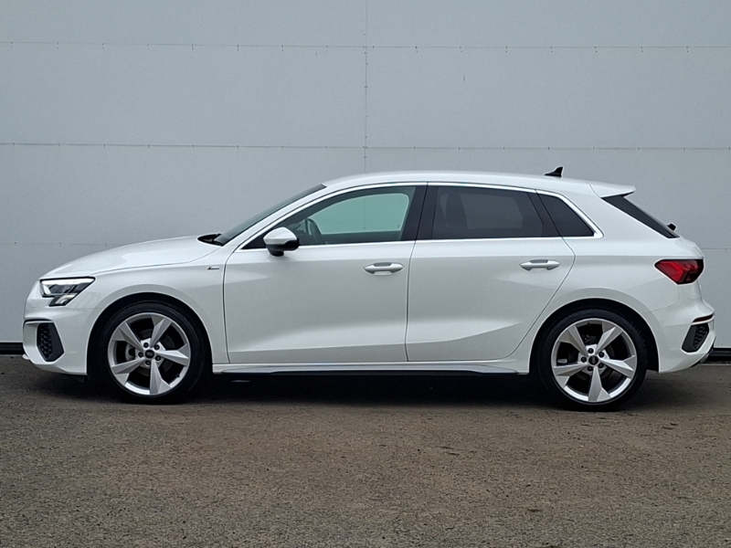 Audi A3 30 Tfsi S Line White #4