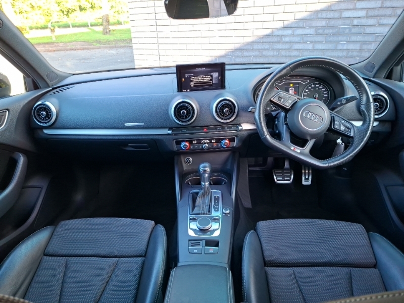 Audi A3 35 Tfsi Black Edition S Tronic Grey #3