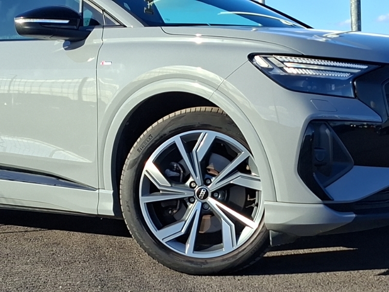 Audi Q4 E Tron Audi Q4 E-tron Sportback Sportback Q4 Vorsprung 40 Silver #20