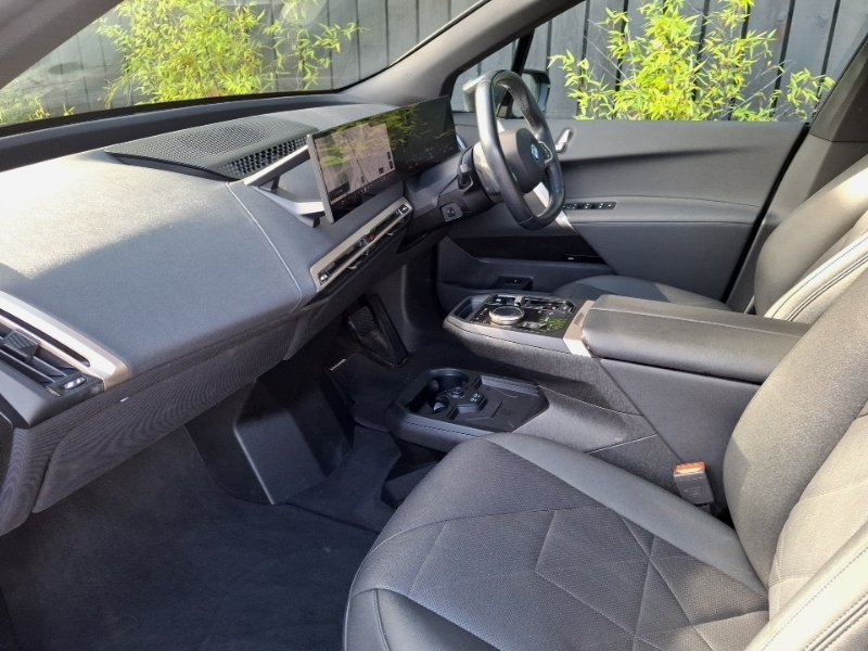 BMW iX 240Kw Xdrive40 M Sport 76.6Kwh Black #5