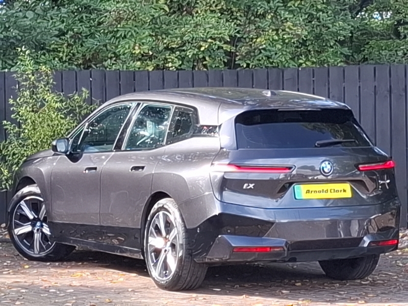 BMW iX 240Kw Xdrive40 M Sport 76.6Kwh Black #2