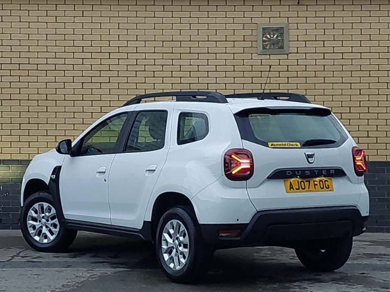 Dacia Duster 1.3 Tce 150 Comfort Edc White #2
