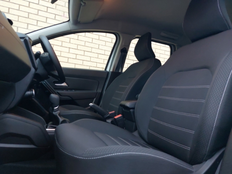 Dacia Duster 1.3 Tce 150 Comfort Edc White #5