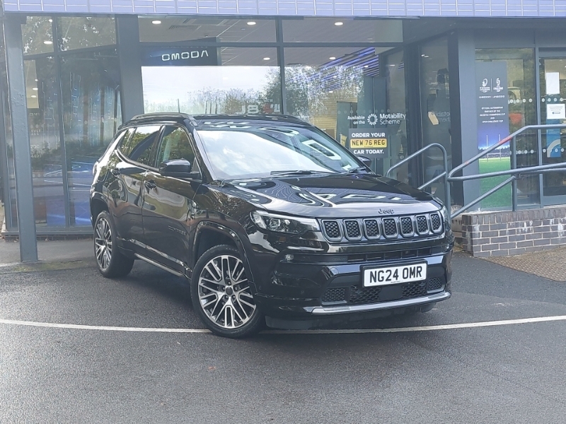 Jeep Compass 1.5 T4 E-torque Hybrid Summit Dct Black