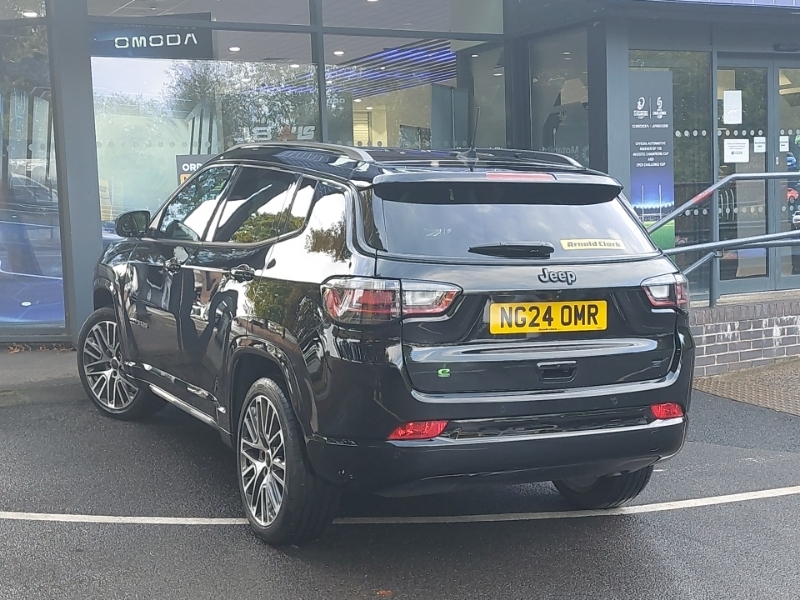 Jeep Compass 1.5 T4 E-torque Hybrid Summit Dct Black #2