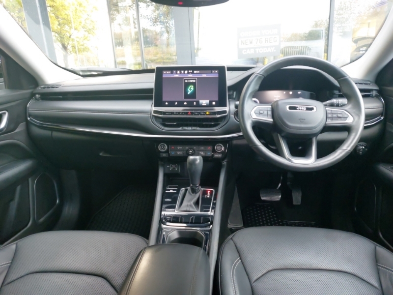 Jeep Compass 1.5 T4 E-torque Hybrid Summit Dct Black #3
