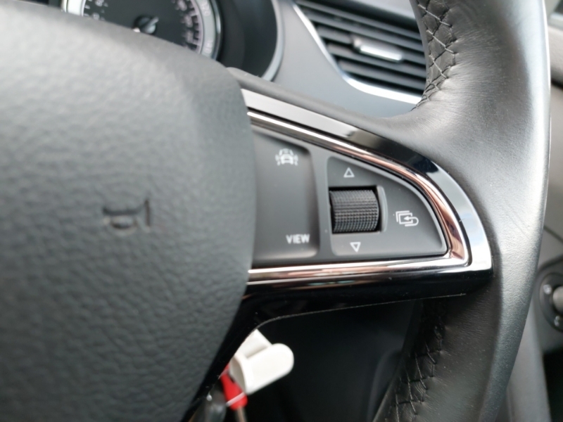 Skoda Octavia 2.0 Vrs Tsi Dsg 242 Bhp Red #12