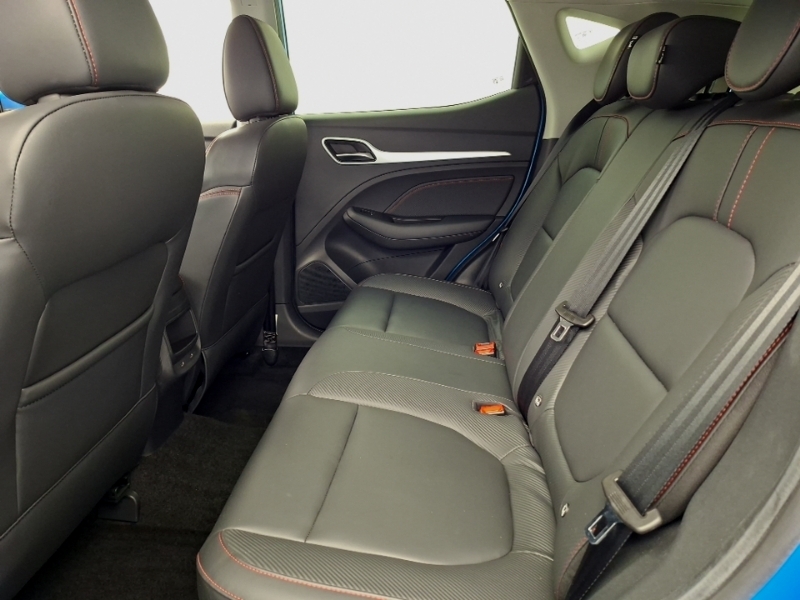MG ZS 1.0T Gdi Exclusive Dct Blue #6