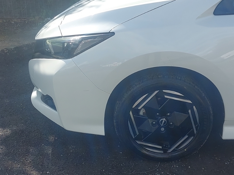 Nissan Leaf 39Kwh N-connecta Hatchback 150 Black #19