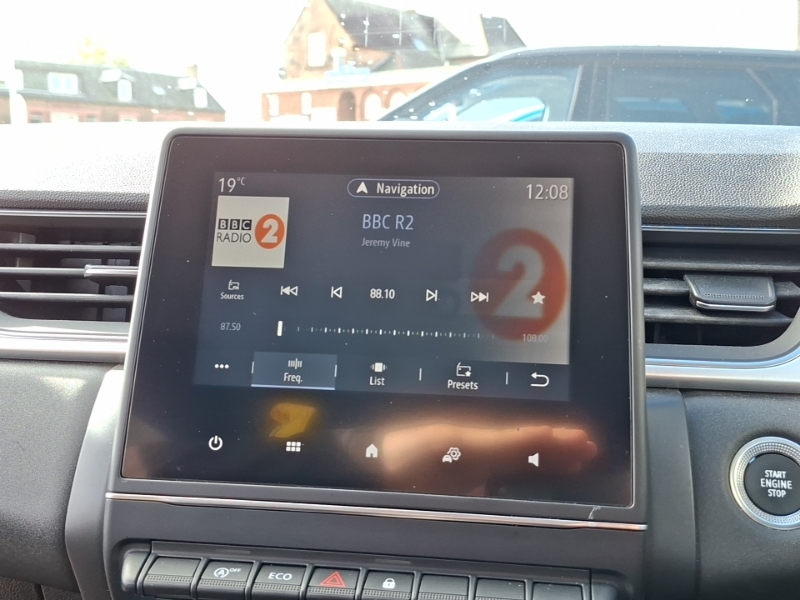 Renault Captur Tce Iconic Suv Red #11