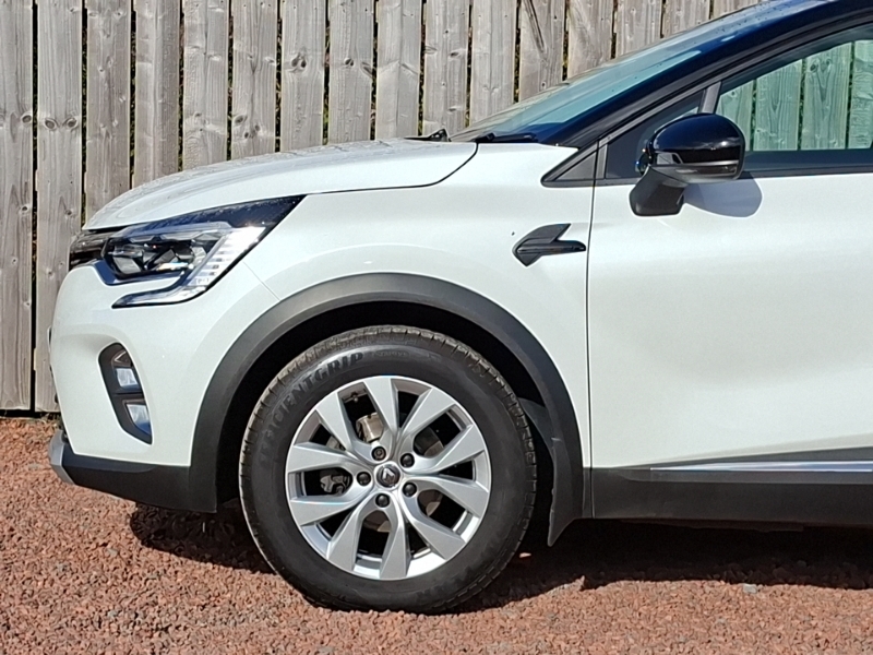 Renault Captur Tce Iconic Suv Red #19