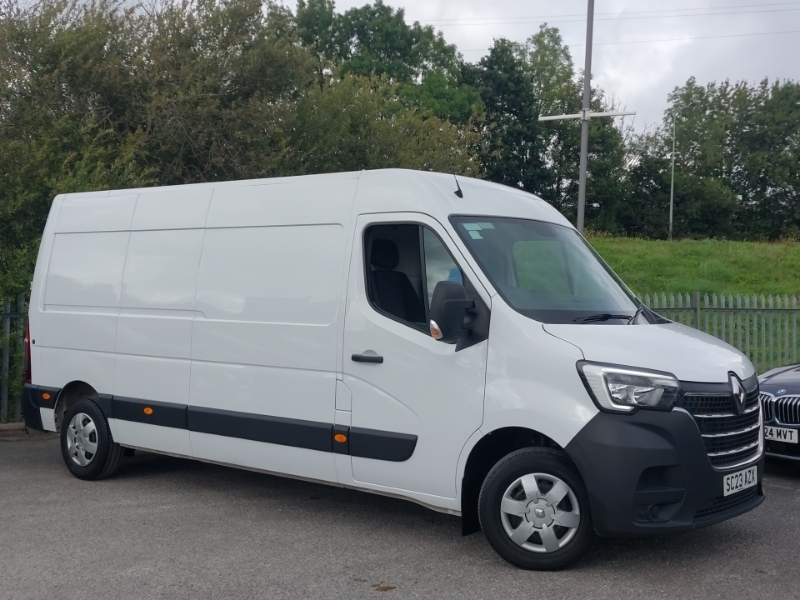 Renault Master Lm35 Blue Dci 135 Advance Medium Roof Van White #6