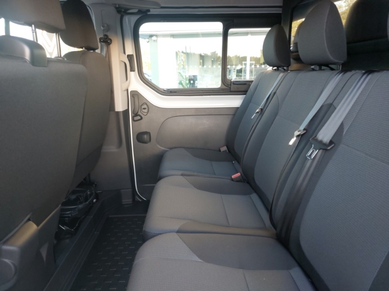 Renault Trafic Ll30 Blue Dci 130 Advance Safety Crew Van White #6