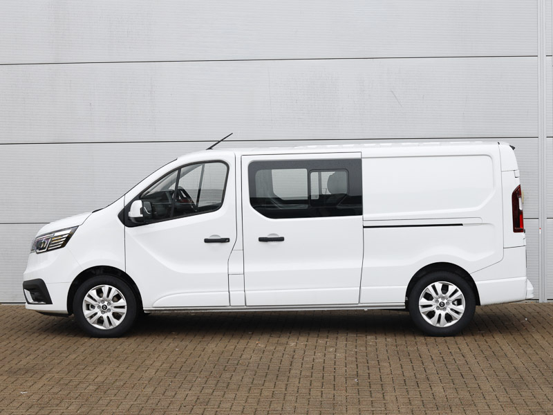 Renault Trafic Ll30 Blue Dci 150 Extra Safety Van SF76YCS White #4