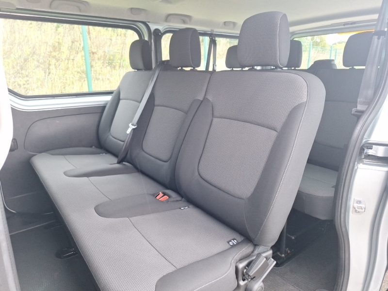 Renault Trafic Ll30 Blue Dci 110 Advance 9 Seater Grey #6