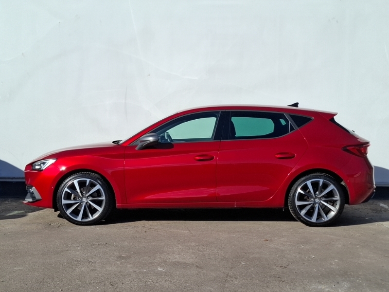 Seat Leon 1.0 Etsi Fr Sport Dsg Red #4