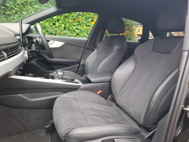Audi A4 40 Tfsi 204 S Line S Tronic Black #4
